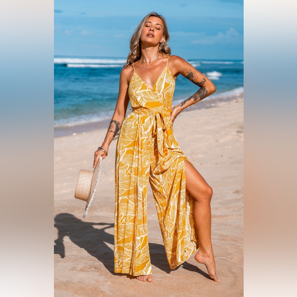 NWT Cupshe Sleeveless Wide-leg Jumpsuit